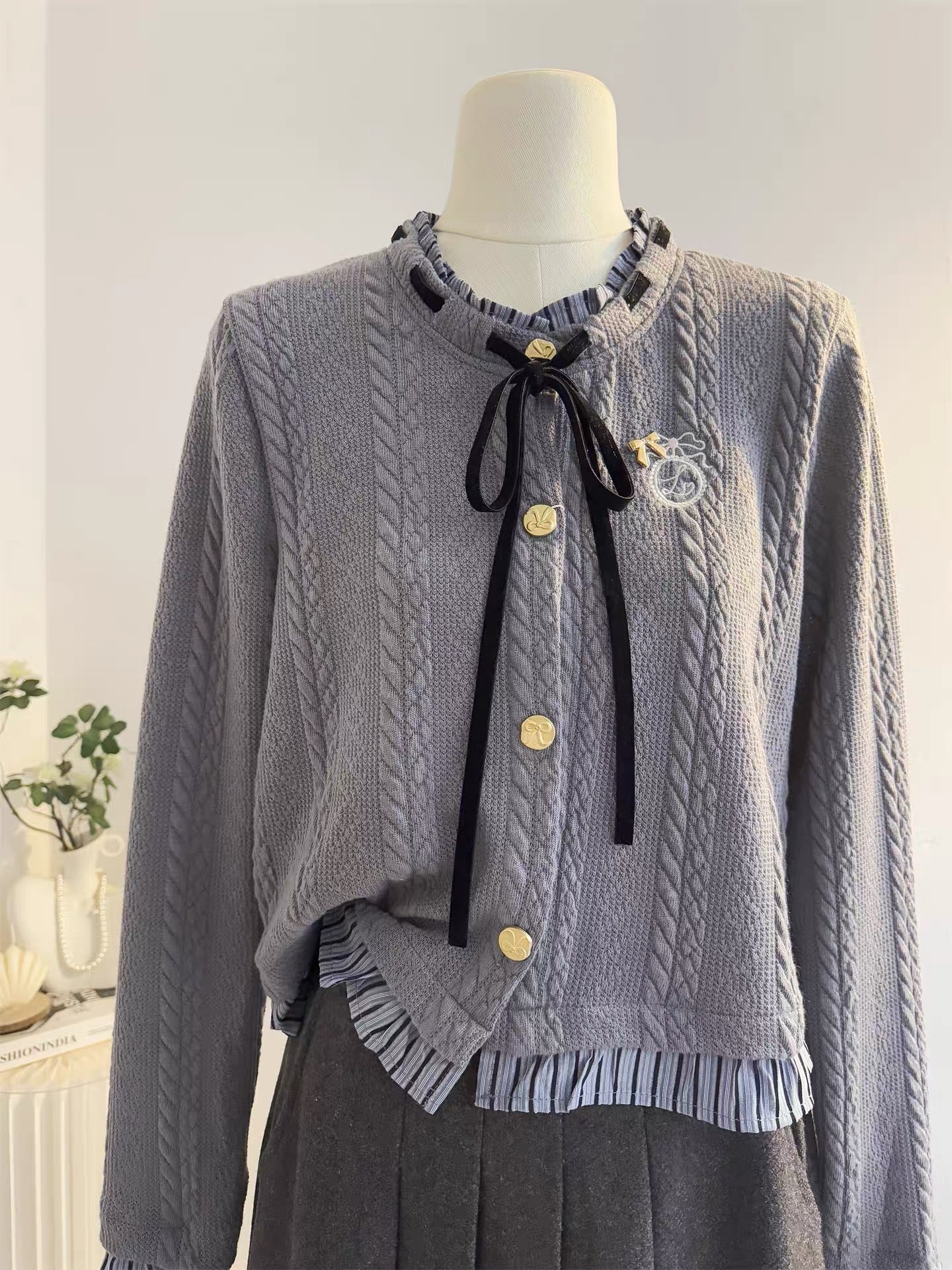 H2065 Women's Sweater