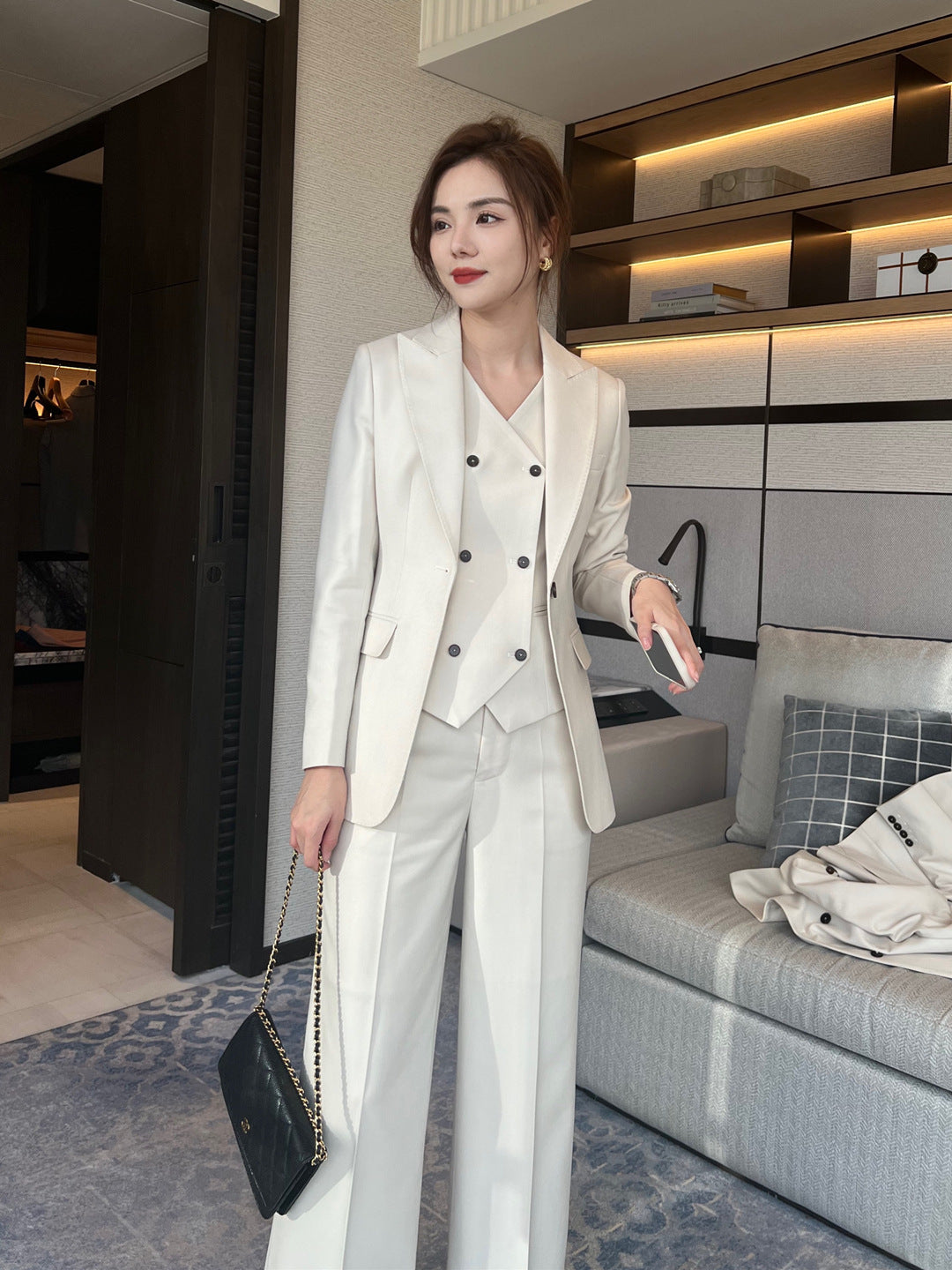 H3685 Women's suit