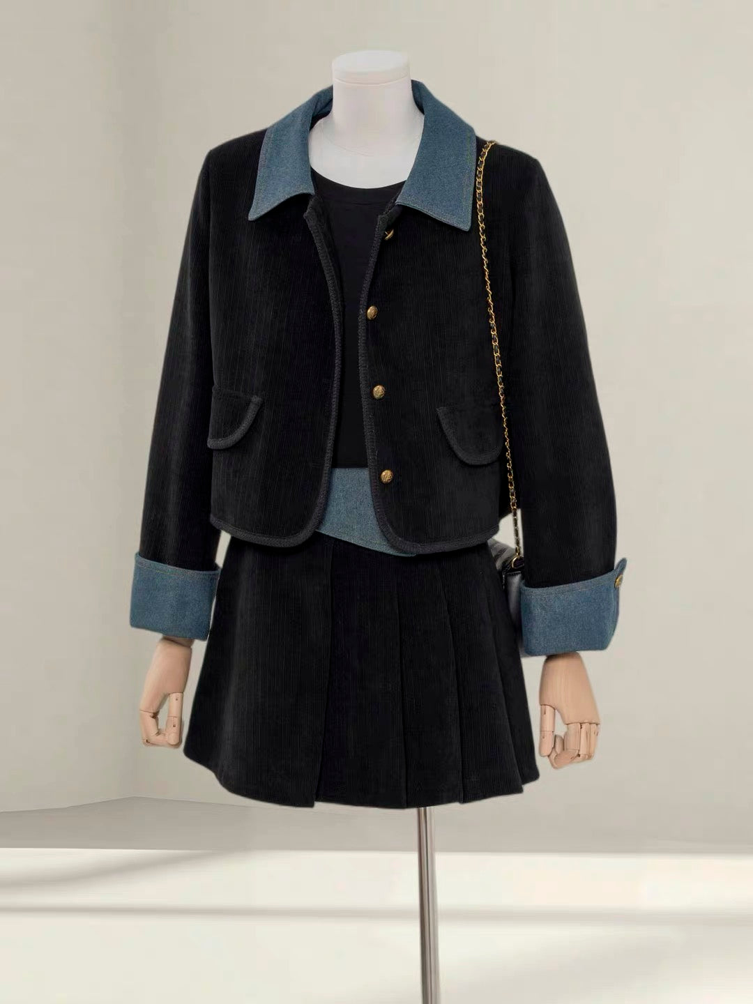 H5827 Women's Outerwear