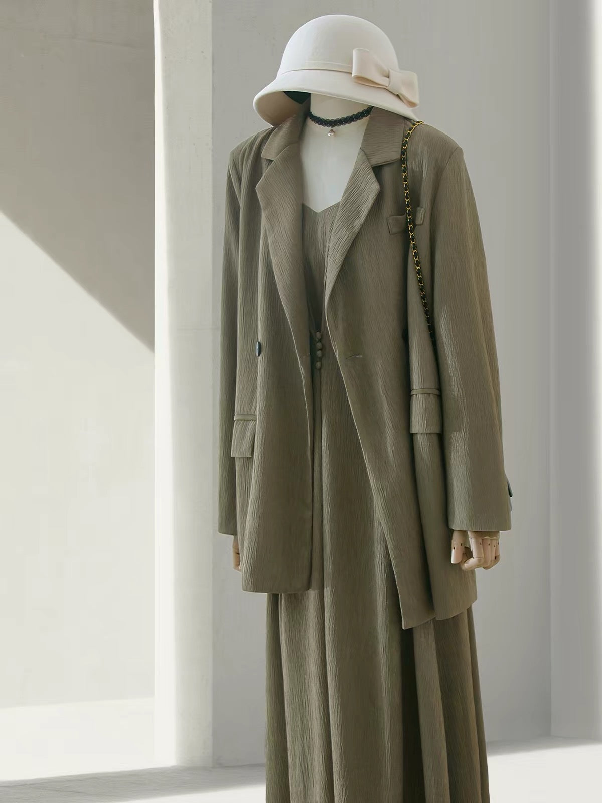 H6043 Women's Suit Set