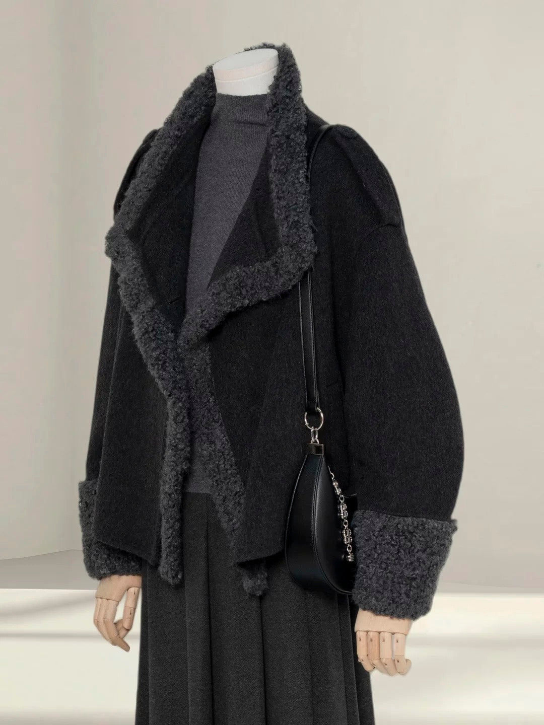 H1440 Lambswool Coat