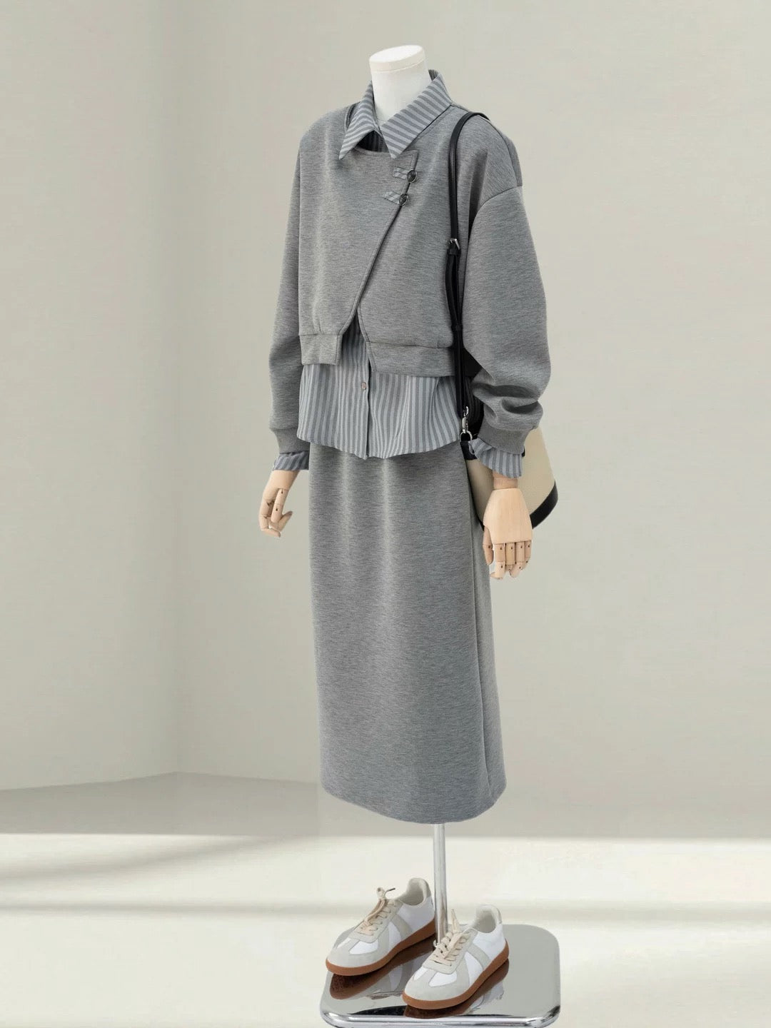 H1581 Commuter Suit