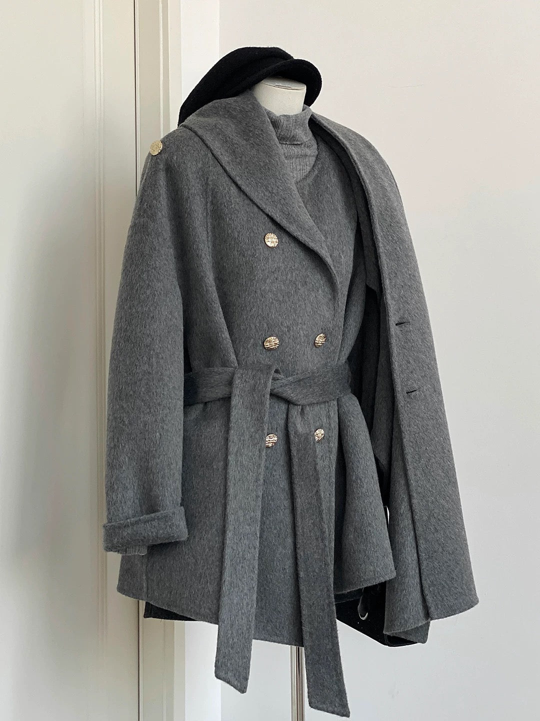 H1875 Women's Suit