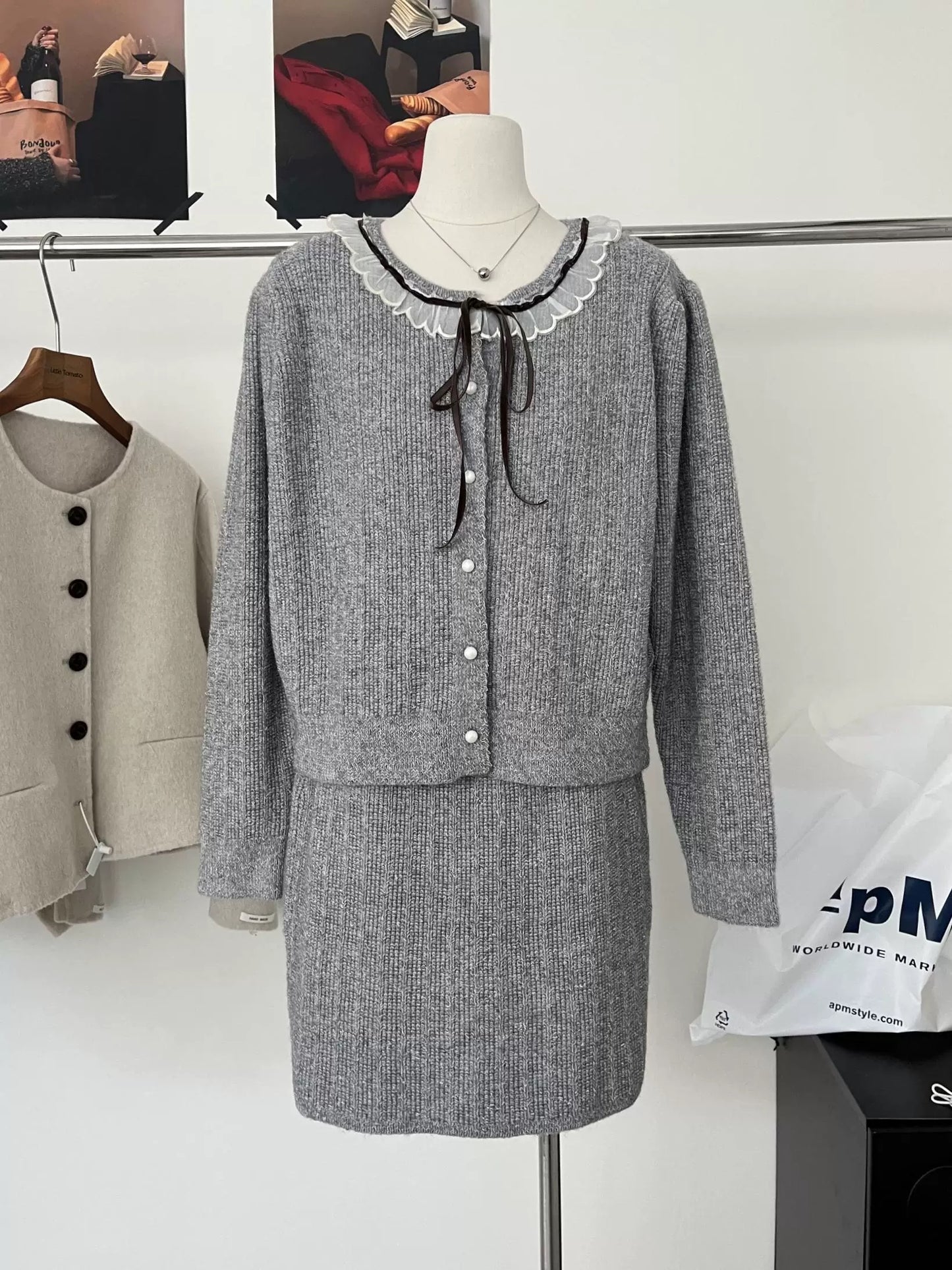 H2016 Sweater Set