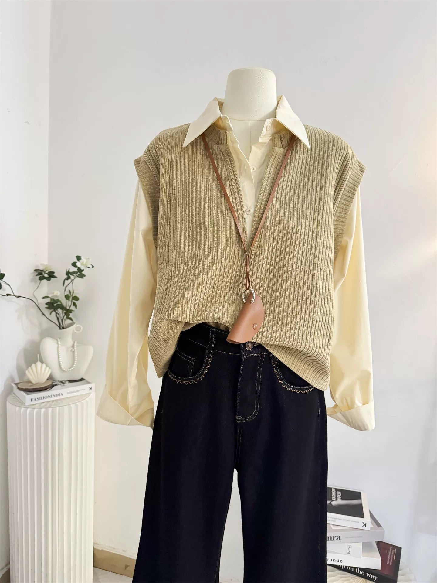 H2029 Sweater Vest