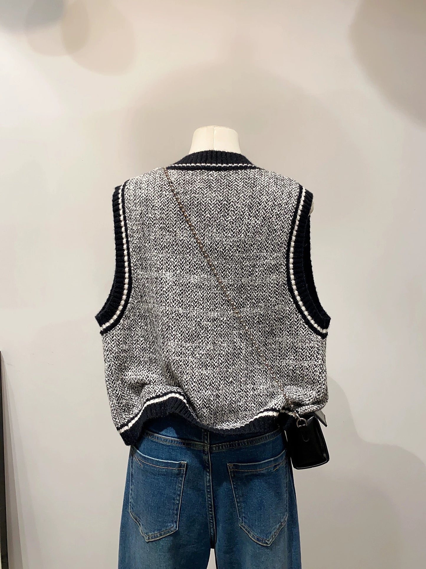 H2497 Women's Vest