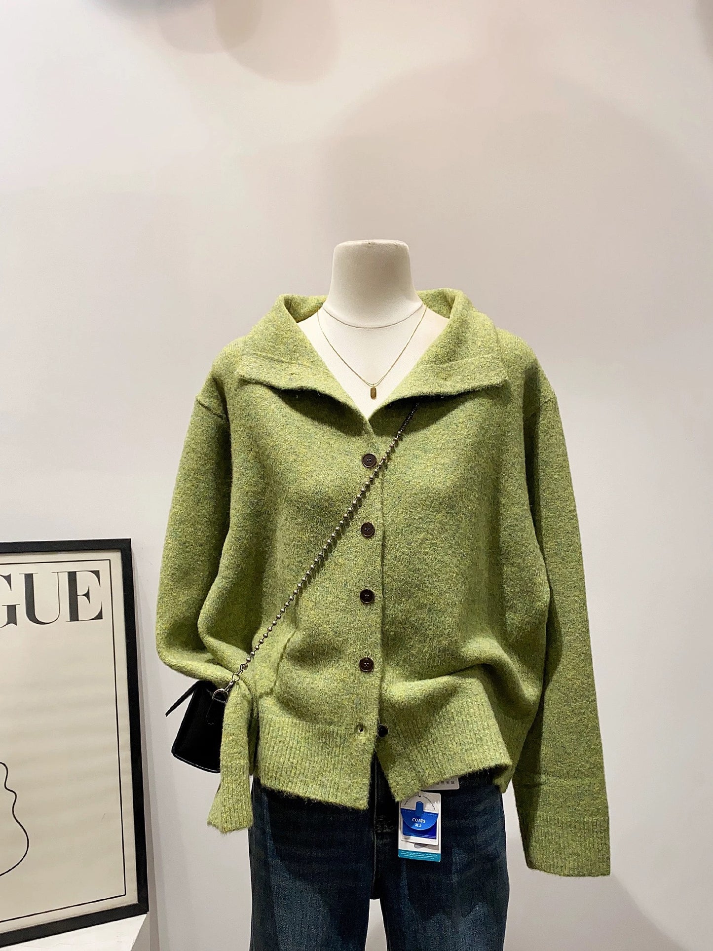 H2094 Cardigan Sweater