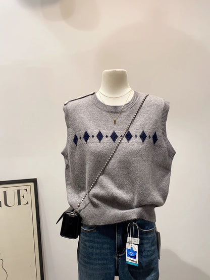 H2526 Sweater Vest