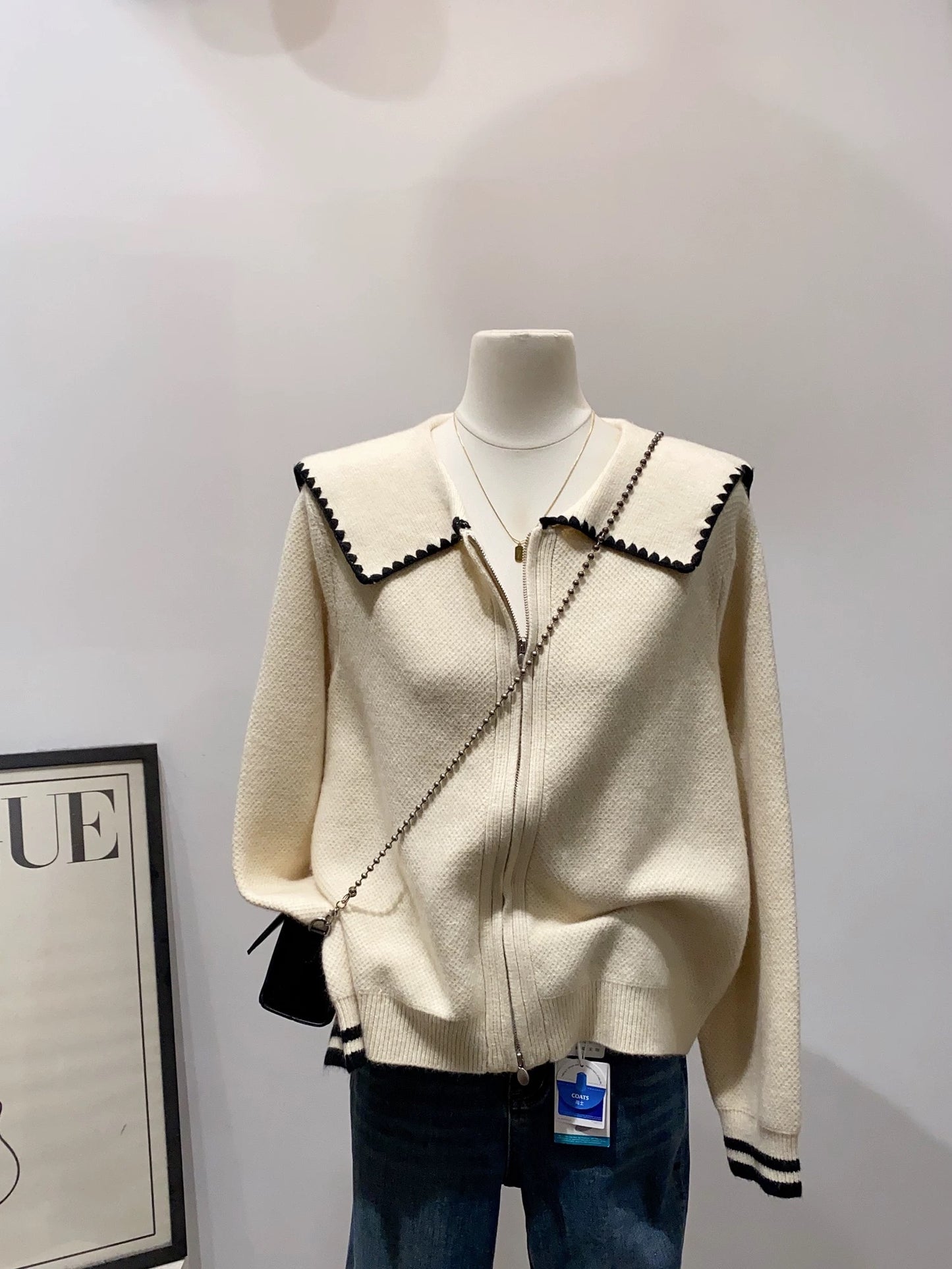 H2530 Women's Sweater