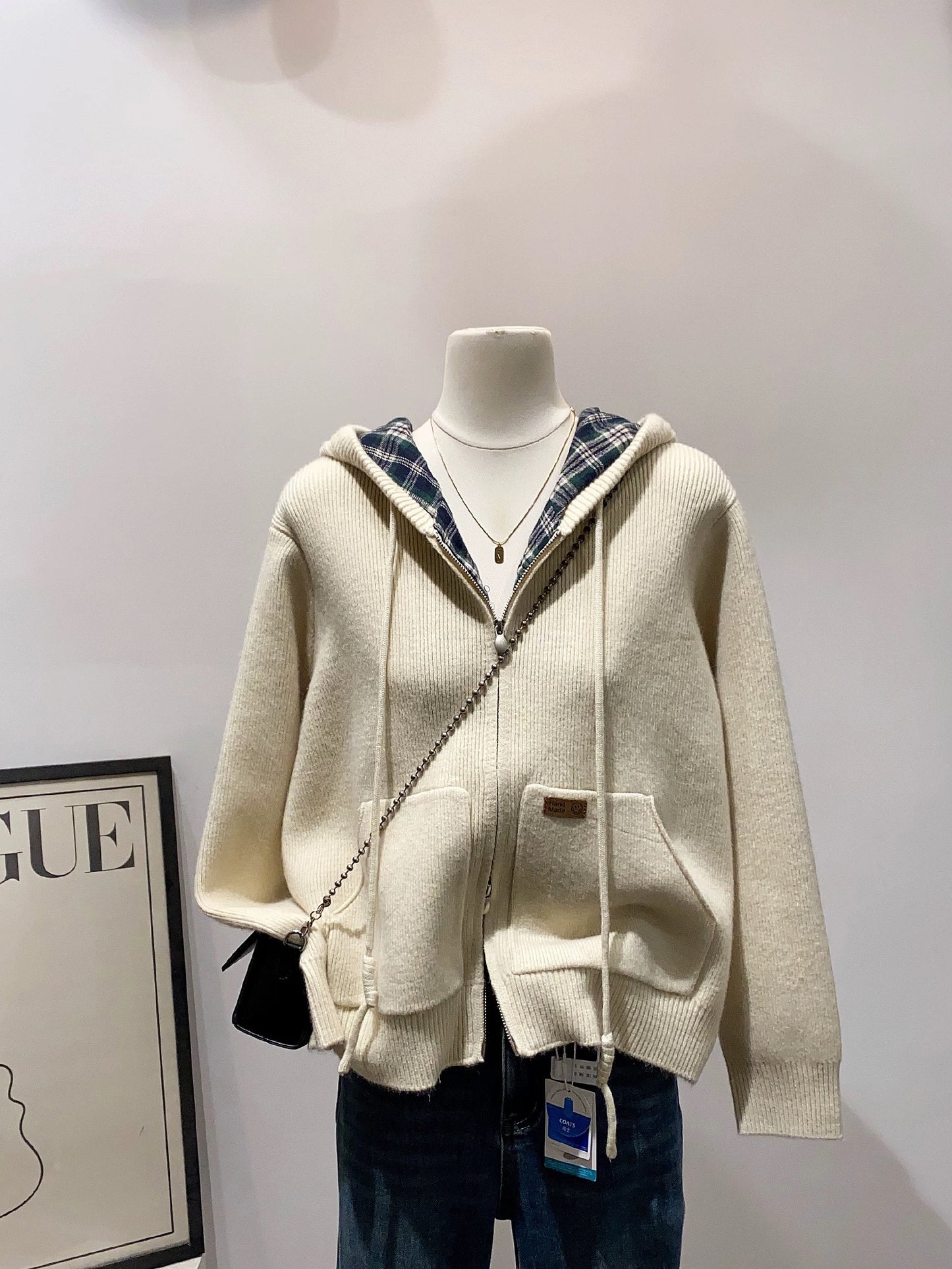 H2540 Women's Sweater