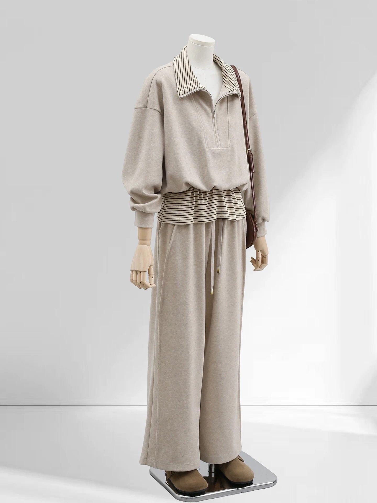 H4174 Women's Suit