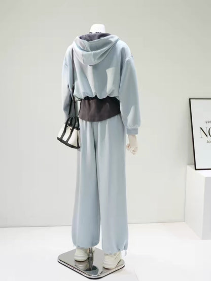 H4945 Women's Suit