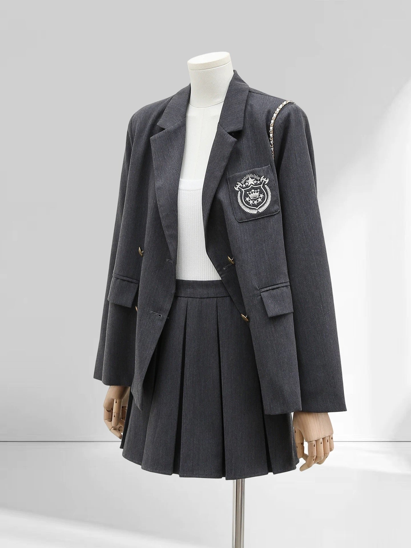 H2653 Women's Suit