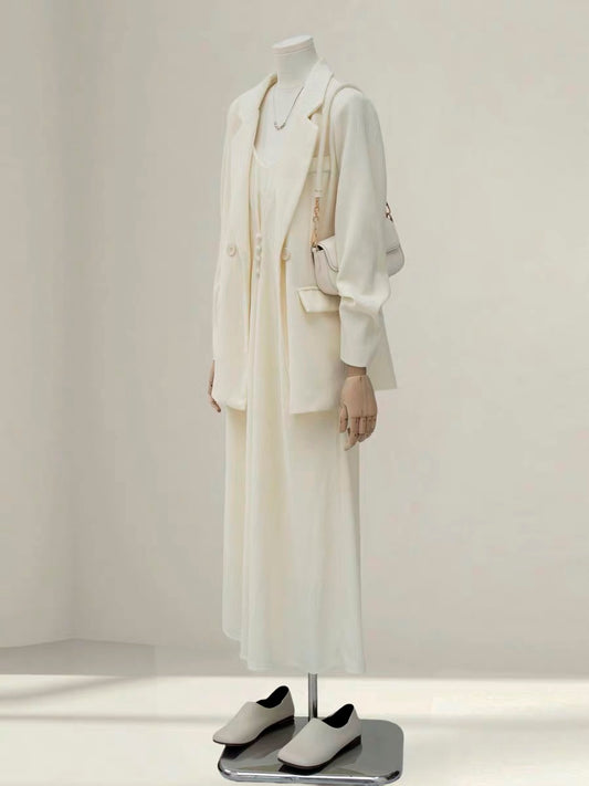 H5249 Women’s Suit