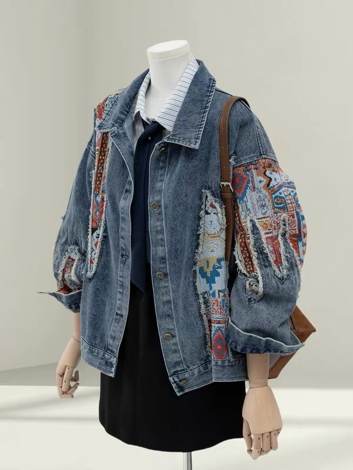 H5868 Women's Outerwear