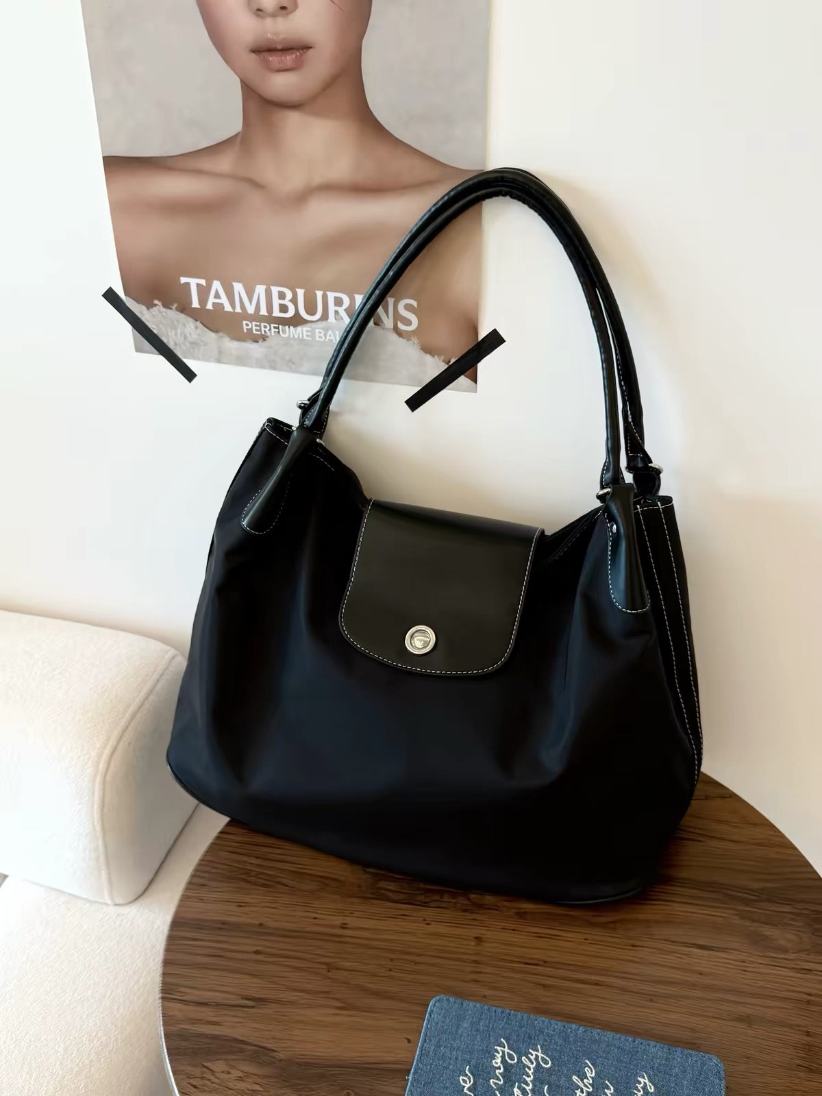 H6047 Women's Handbags