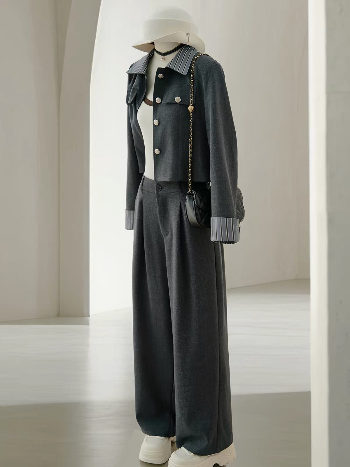 H6049 Women's Suit Set