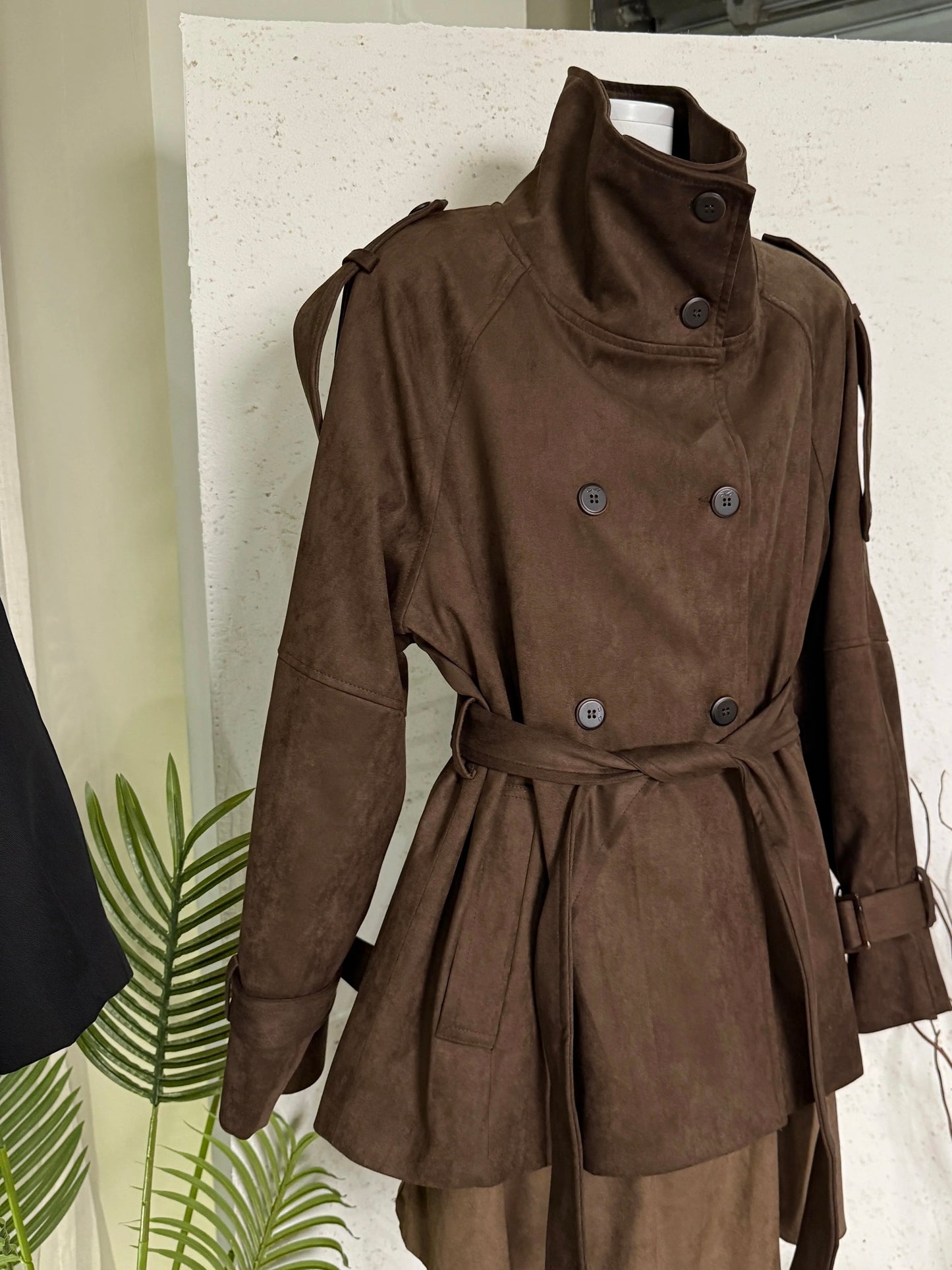 H1347 Suede Coat